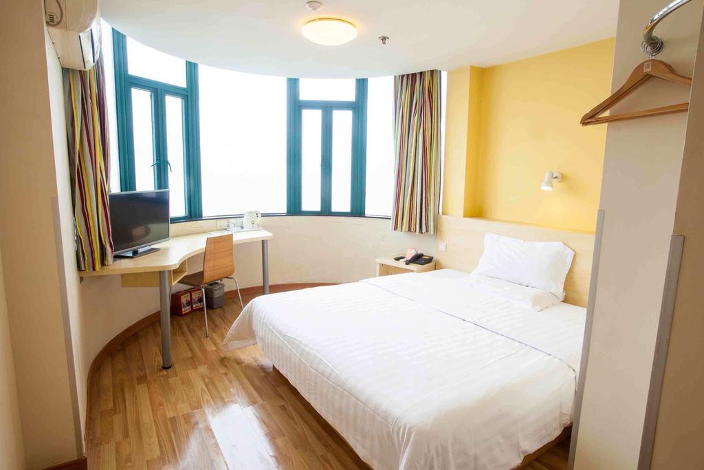 7Days Inn Haikou Hong Kong City Pokój zdjęcie