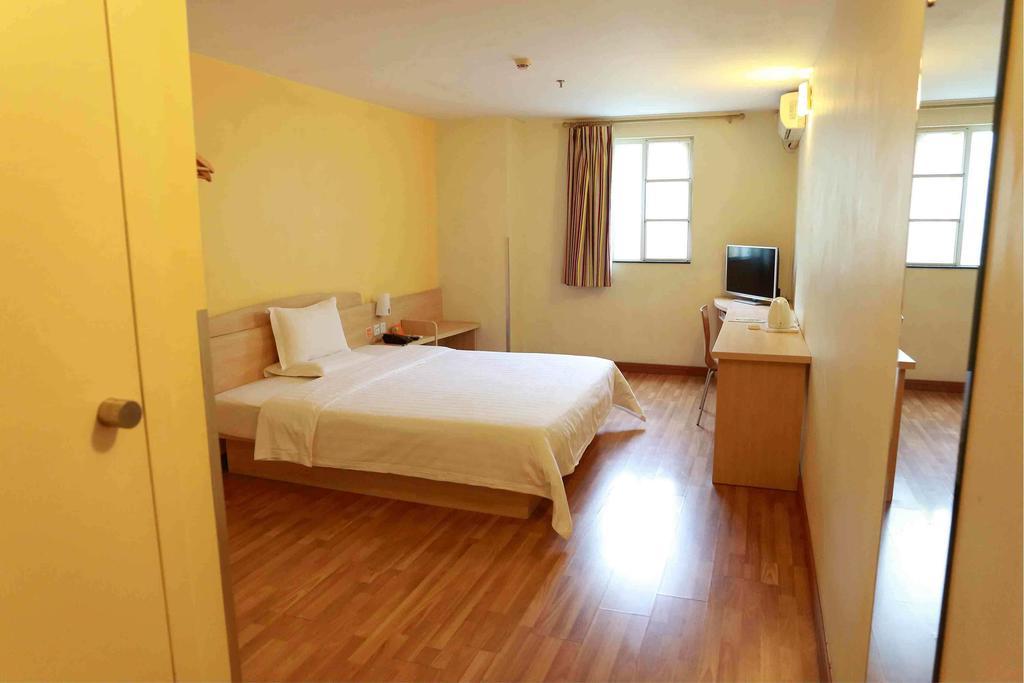 7Days Inn Haikou Hong Kong City Pokój zdjęcie