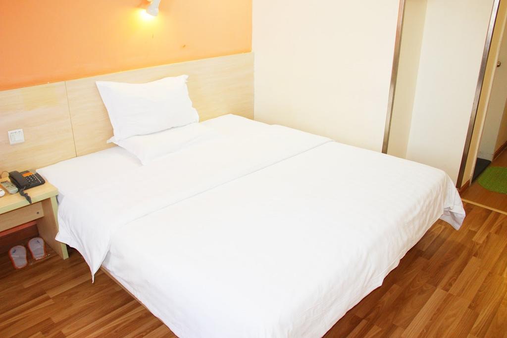 7Days Inn Haikou Hong Kong City Zewnętrze zdjęcie