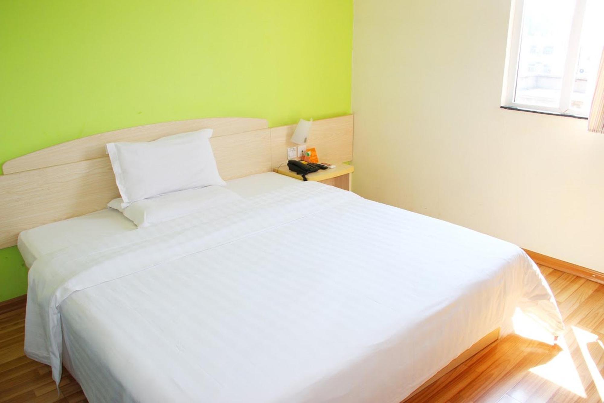 7Days Inn Haikou Hong Kong City Zewnętrze zdjęcie