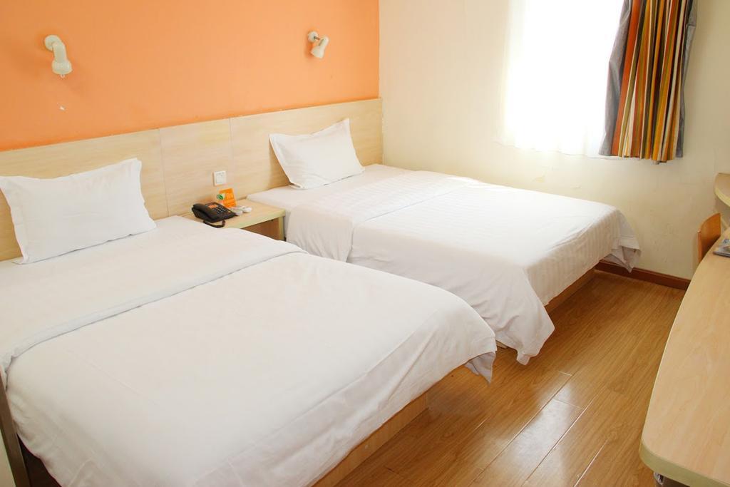 7Days Inn Haikou Hong Kong City Zewnętrze zdjęcie