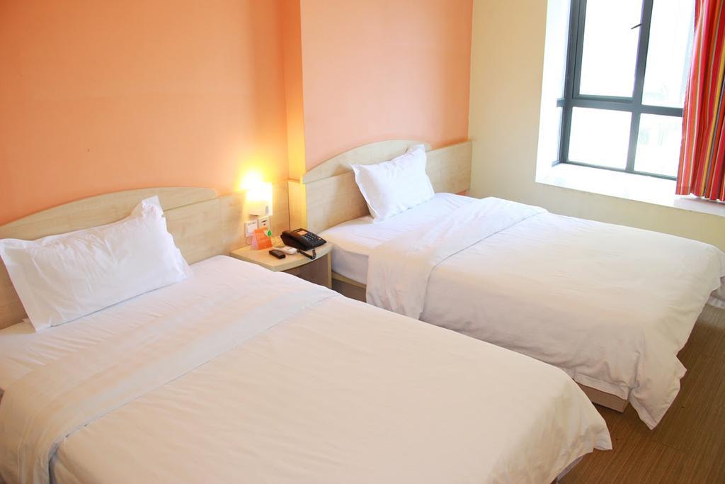 7Days Inn Haikou Hong Kong City Zewnętrze zdjęcie